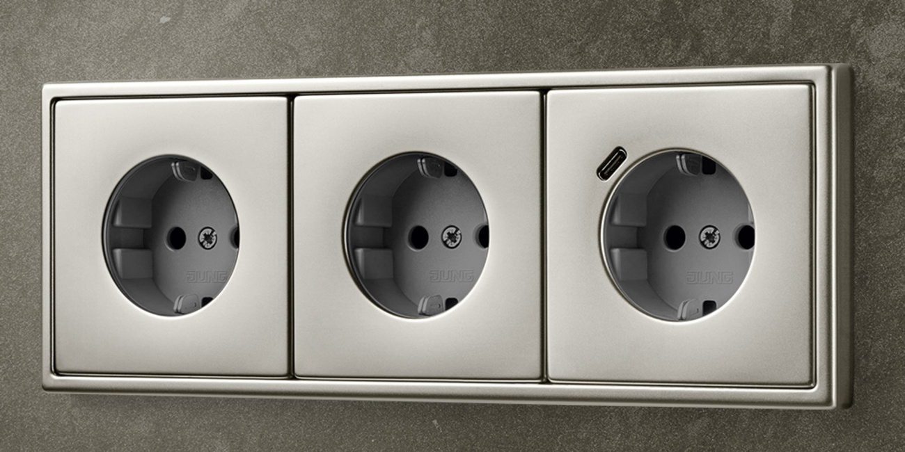 SCHUKO® Steckdosen mit USB bei Elektro Ströbel GmbH in Wendelstein