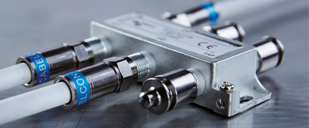 Abzweiger und Verteiler bei Elektro Ströbel GmbH in Wendelstein b. Nürnberg
