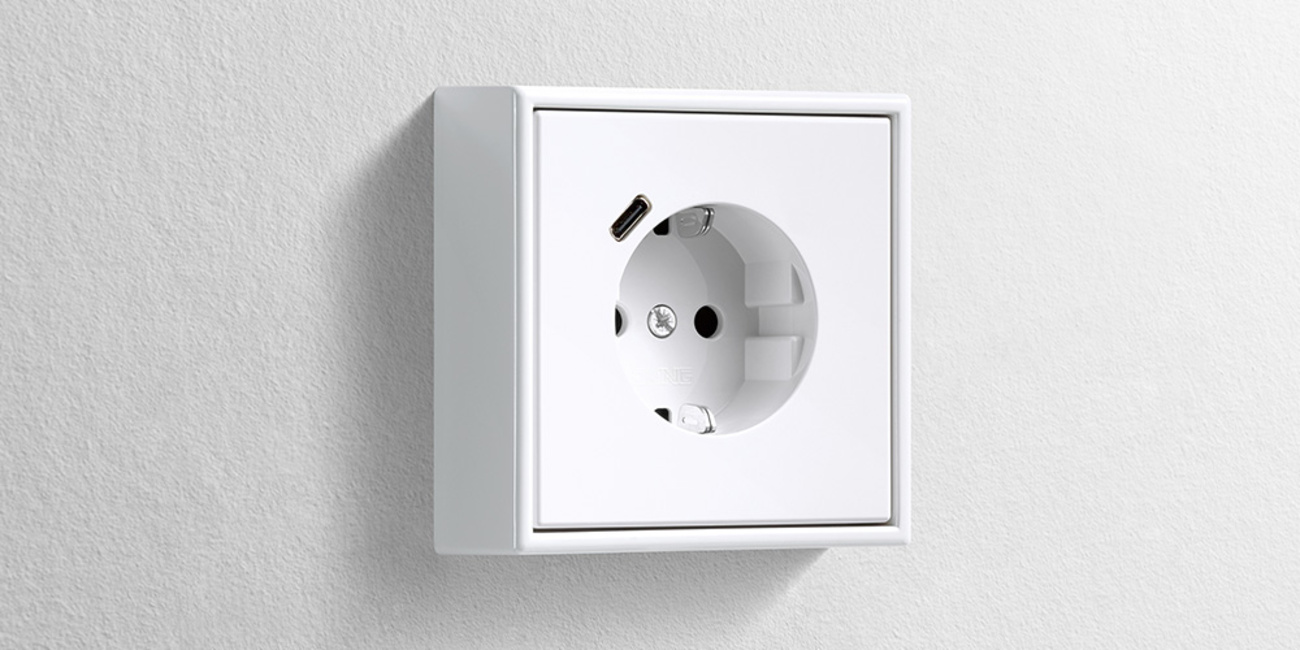 Erweiterter Anschlussraum für die Nachrüstung bei Elektro Ströbel GmbH in Wendelstein